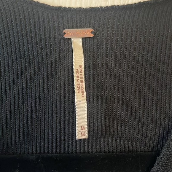 Free people black sweater with mesh/lavender cutouts - Picture 3 of 3